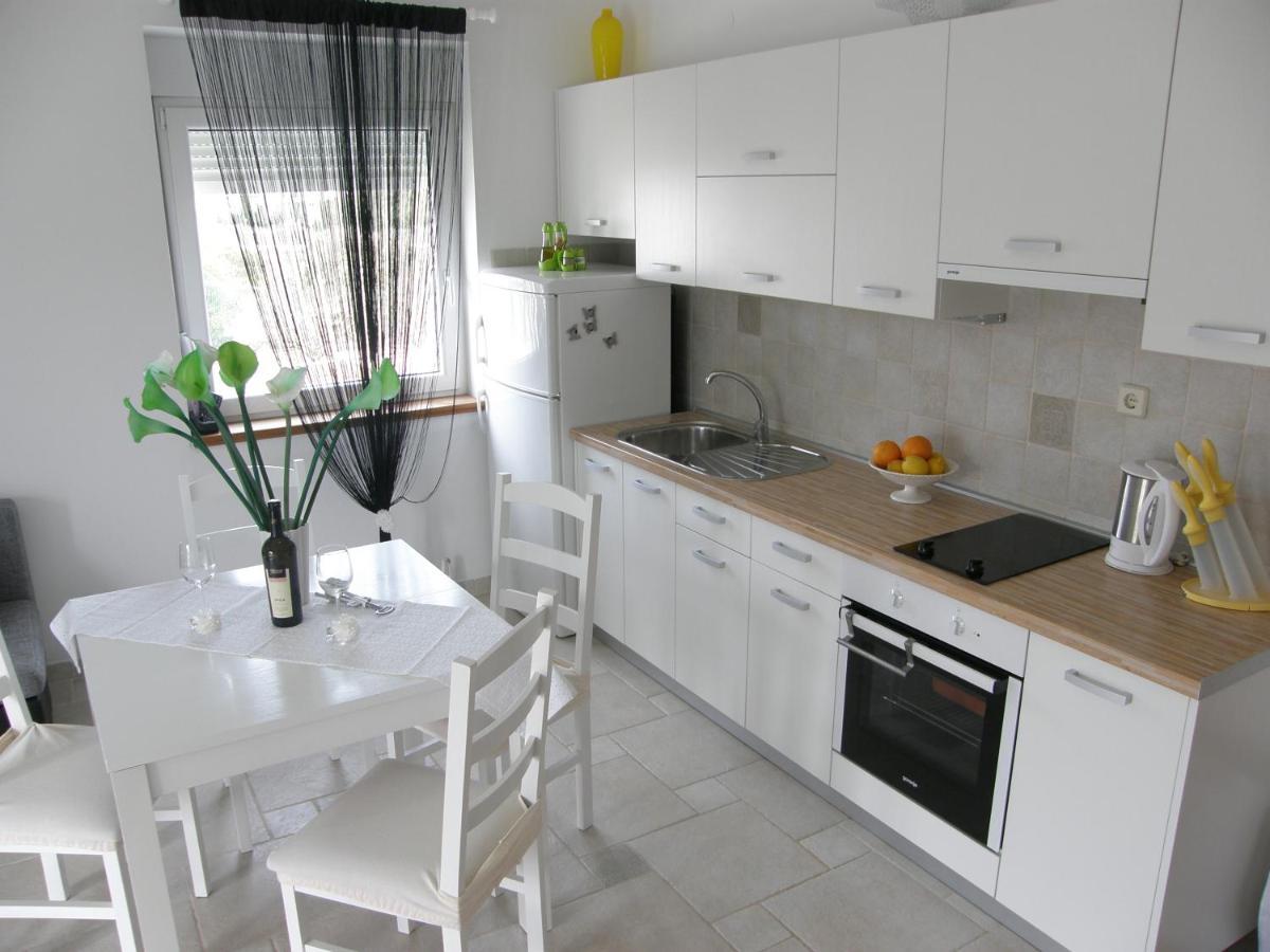 Apartments Belegrata Biograd Na Moru Exterior photo